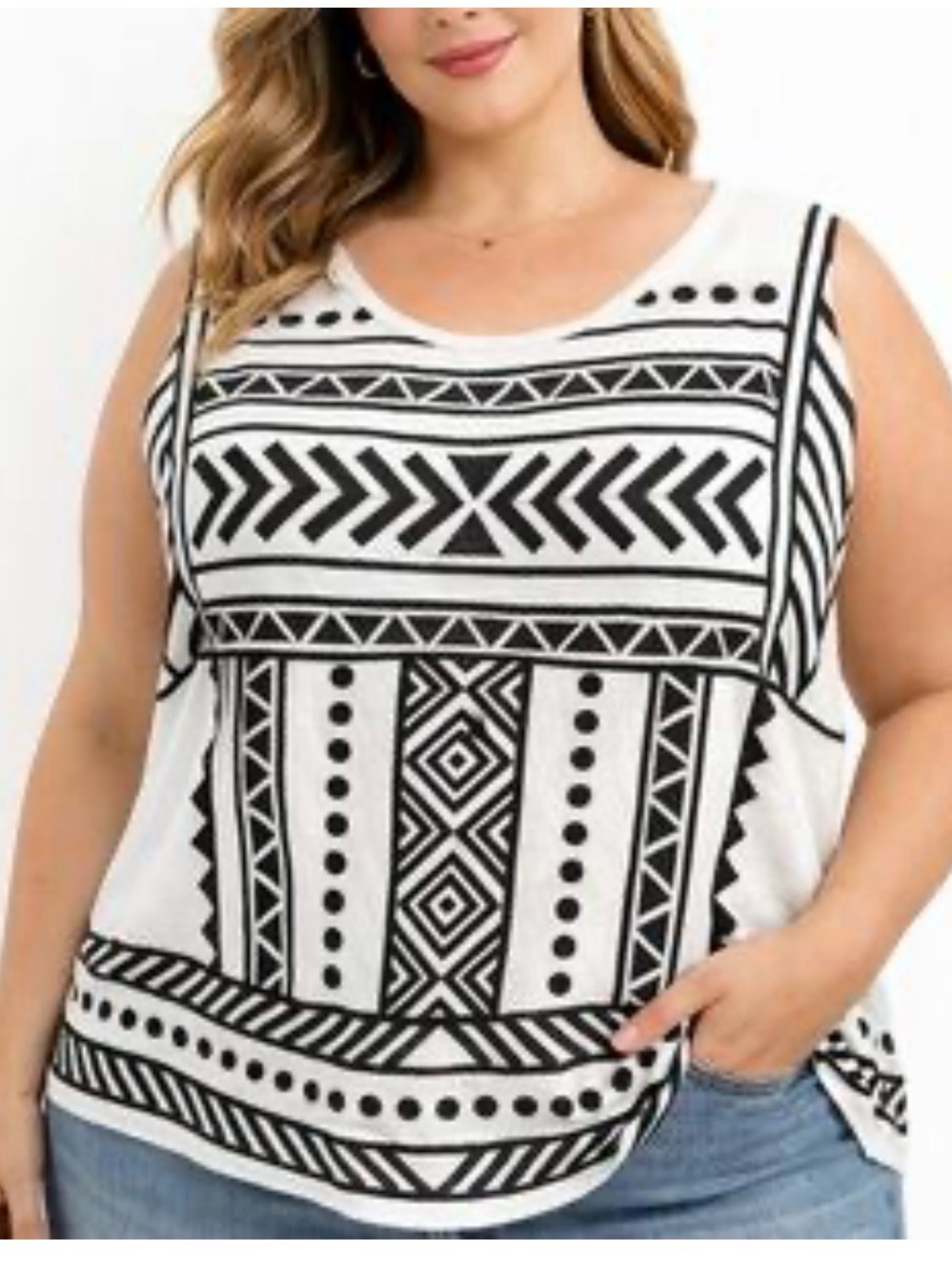 Savanna Jane Black & White Geometric Sleeveless Tank